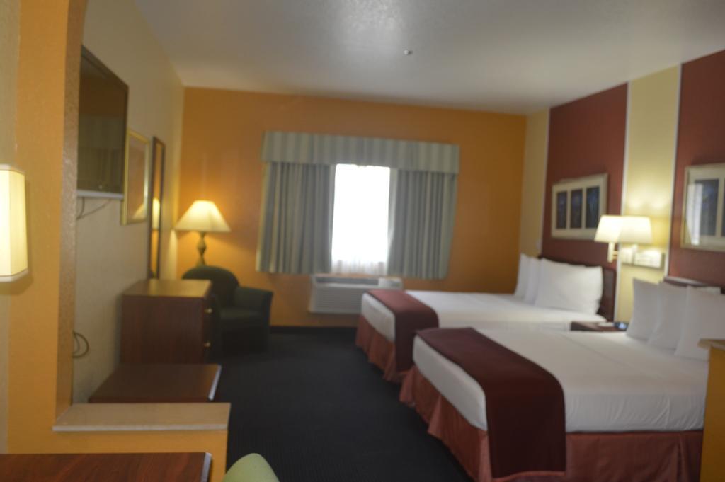 Howard Johnson By Wyndham San Antonio Hotel & Suites 외부 사진